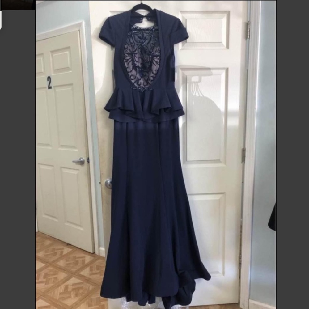 Women’s gown